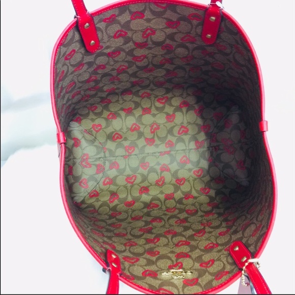 NWT Coach Heart ❤️ Reversible Tote Bag - Picture 6 of 8